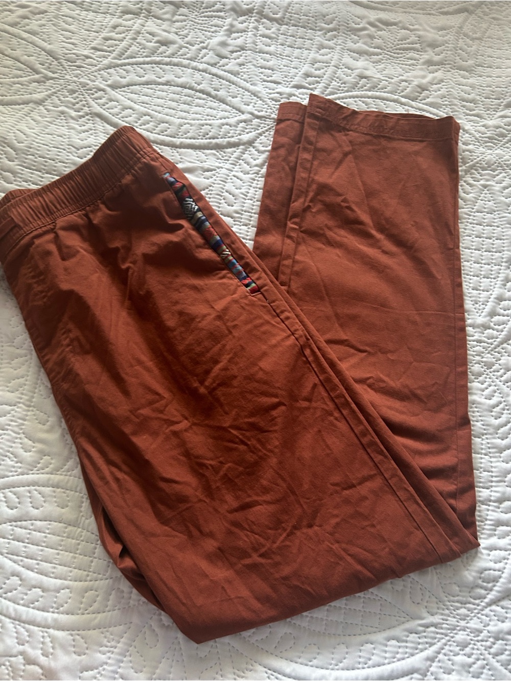 Men's Elastic-Waist Chinos in Burnt Orange
